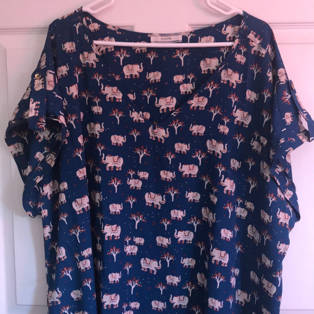 Poema elefante pattern top